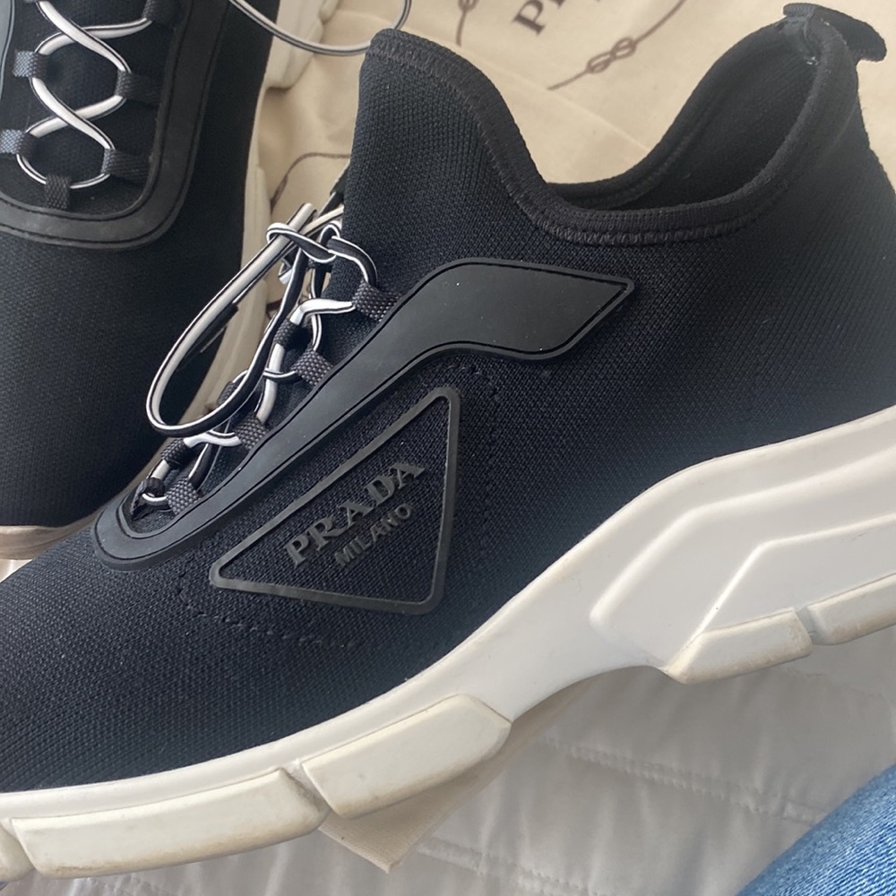 Prada Knit woman’s Sneakers. Size 9. Lace up